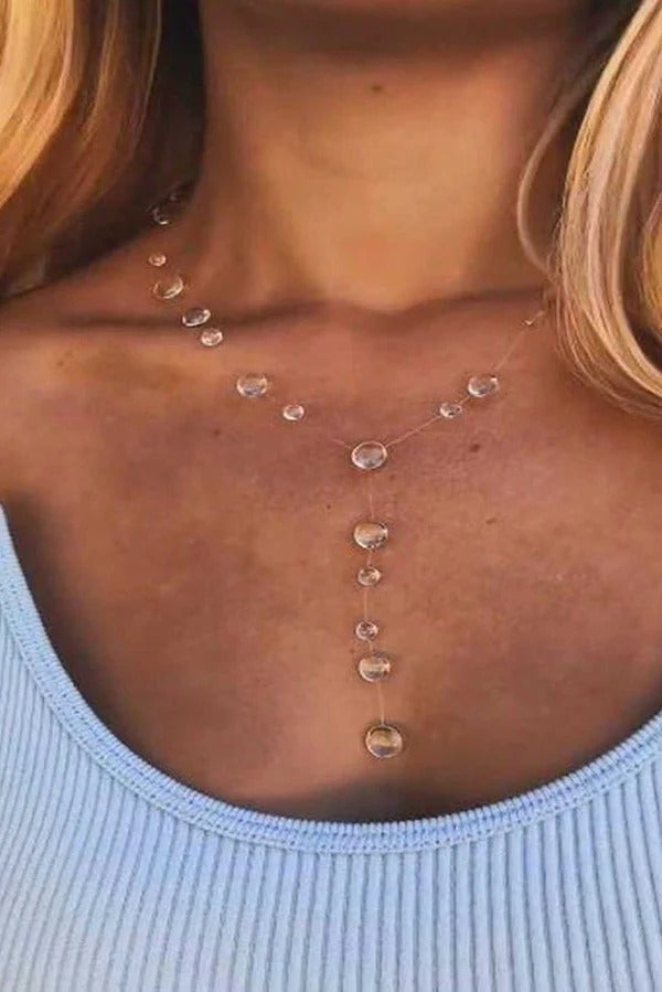 Collar corto de cristal en forma de gota
