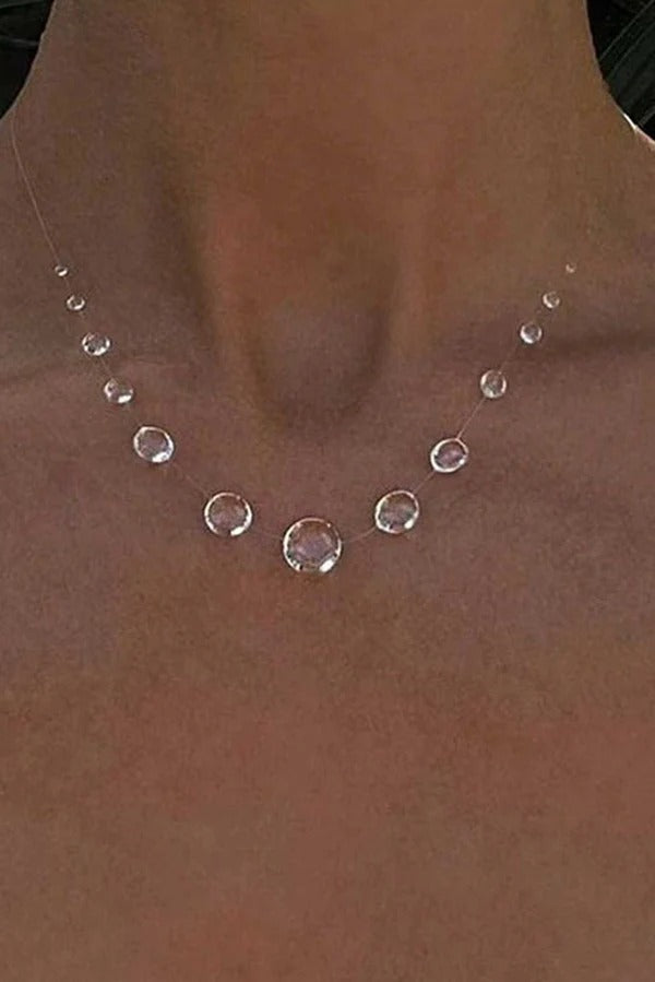 Collar corto de cristal en forma de gota