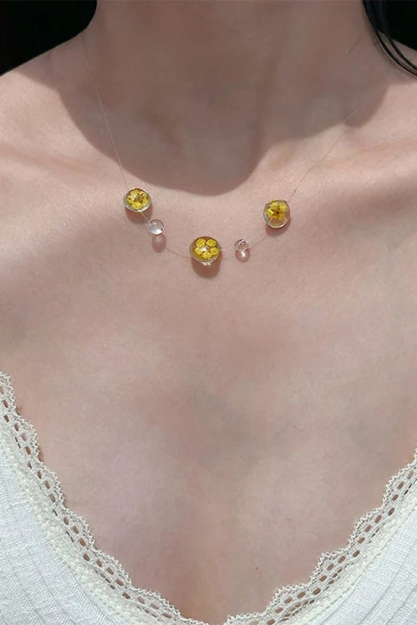 Collar corto de cristal en forma de gota