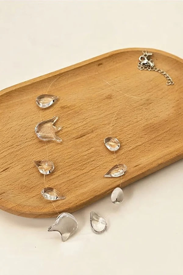 Collar corto de cristal en forma de gota