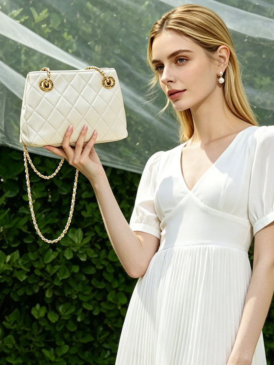 Bolso mini tote acolchado de napa con cadena