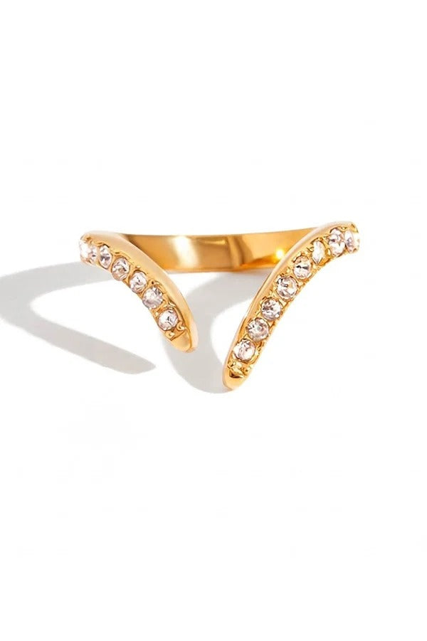 Anillo geométrico con circonita blanca