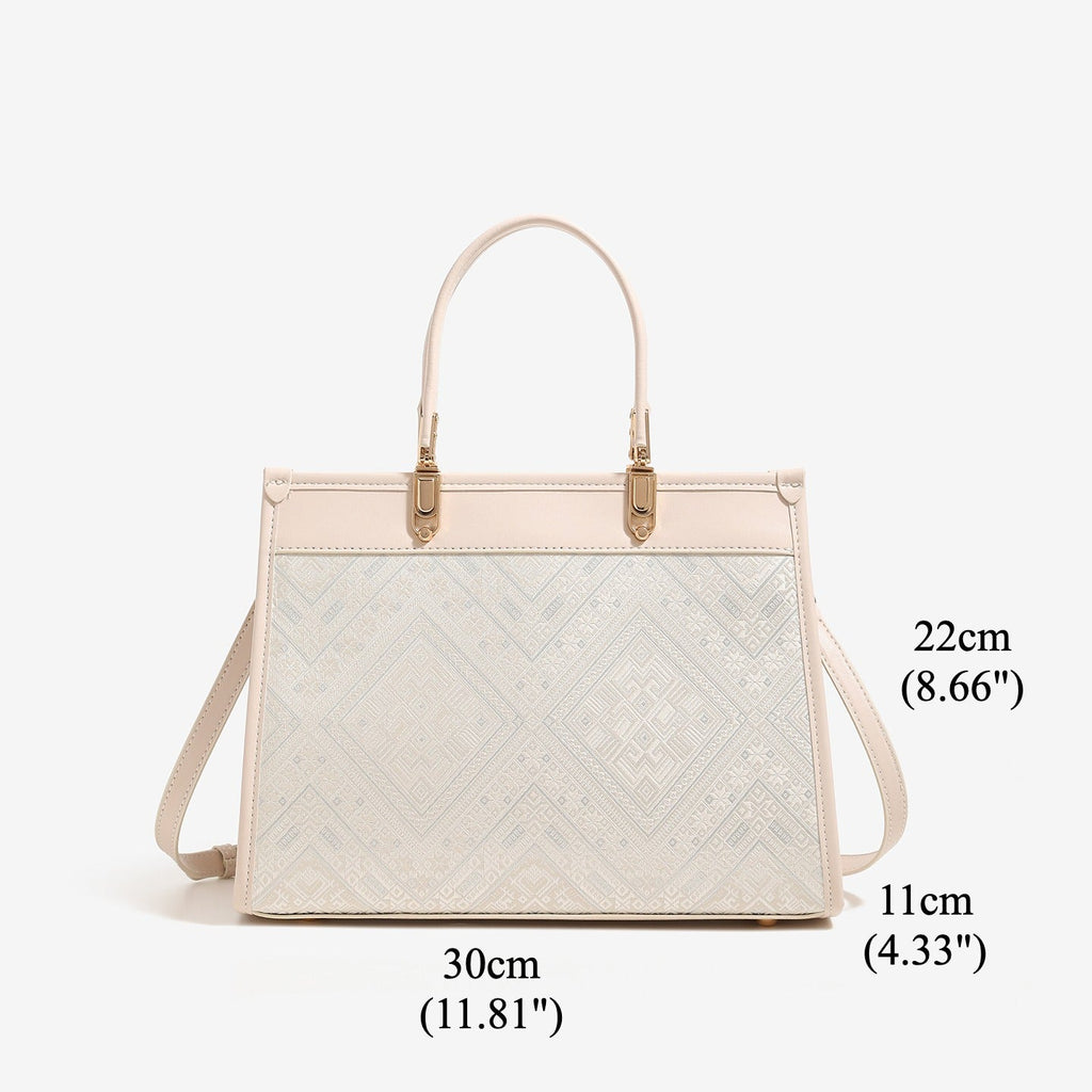 Bolso clutch geométrico de piel vegana