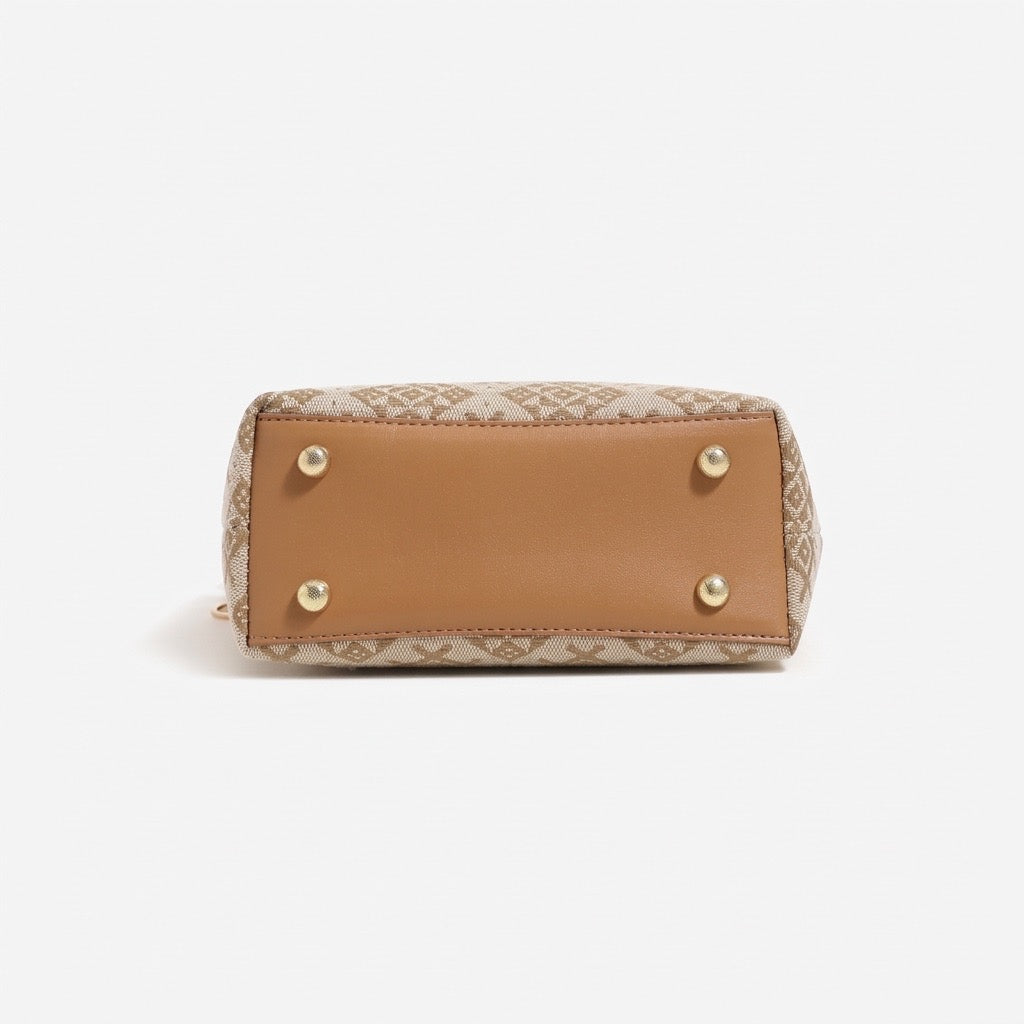 Bolso mini tote de piel vegana con monograma