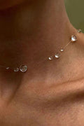 Collar corto de cristal en forma de gota