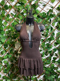 Vestido corto con escote especial