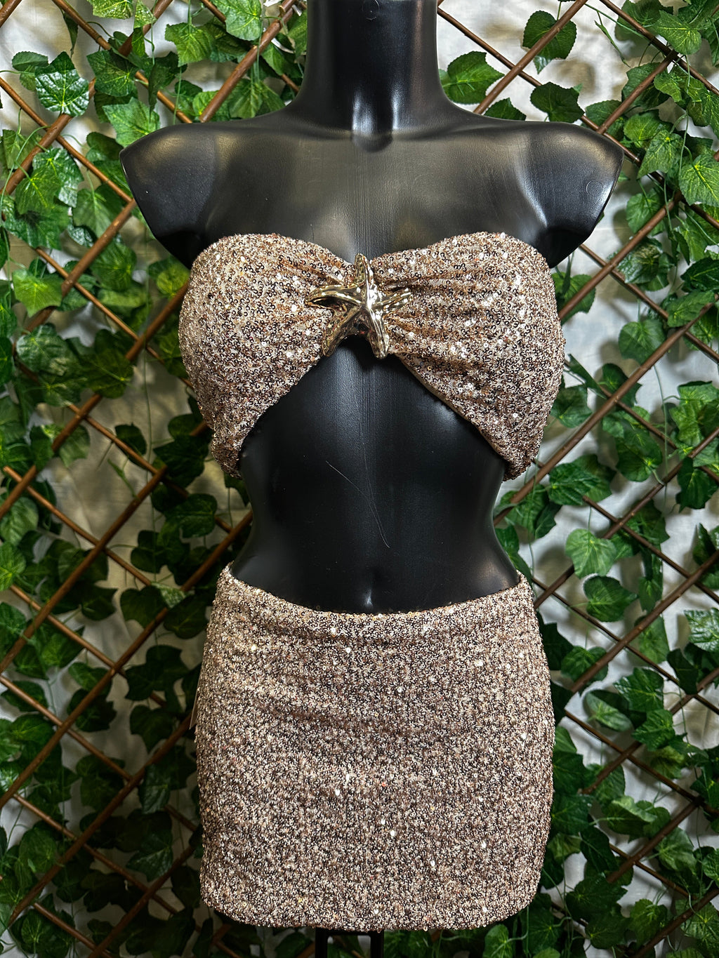 Conjunto con estrella de mar en lentejuelas