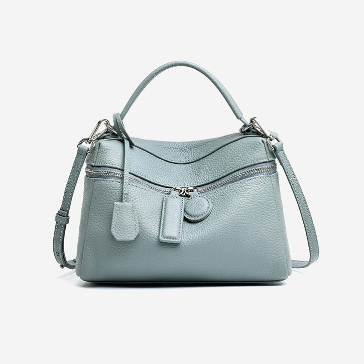Bolso clutch cuadrado tipo almohada de piel