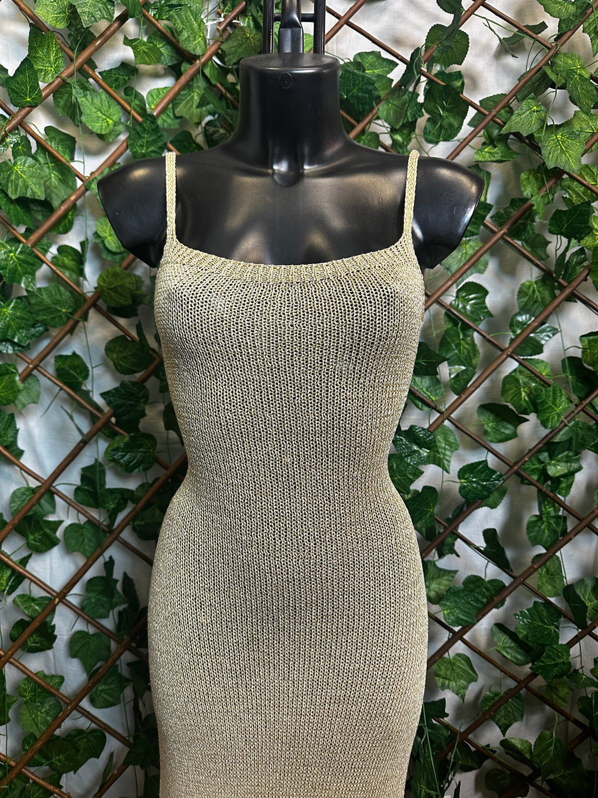 Vestido largo de verano con espalda descubierta