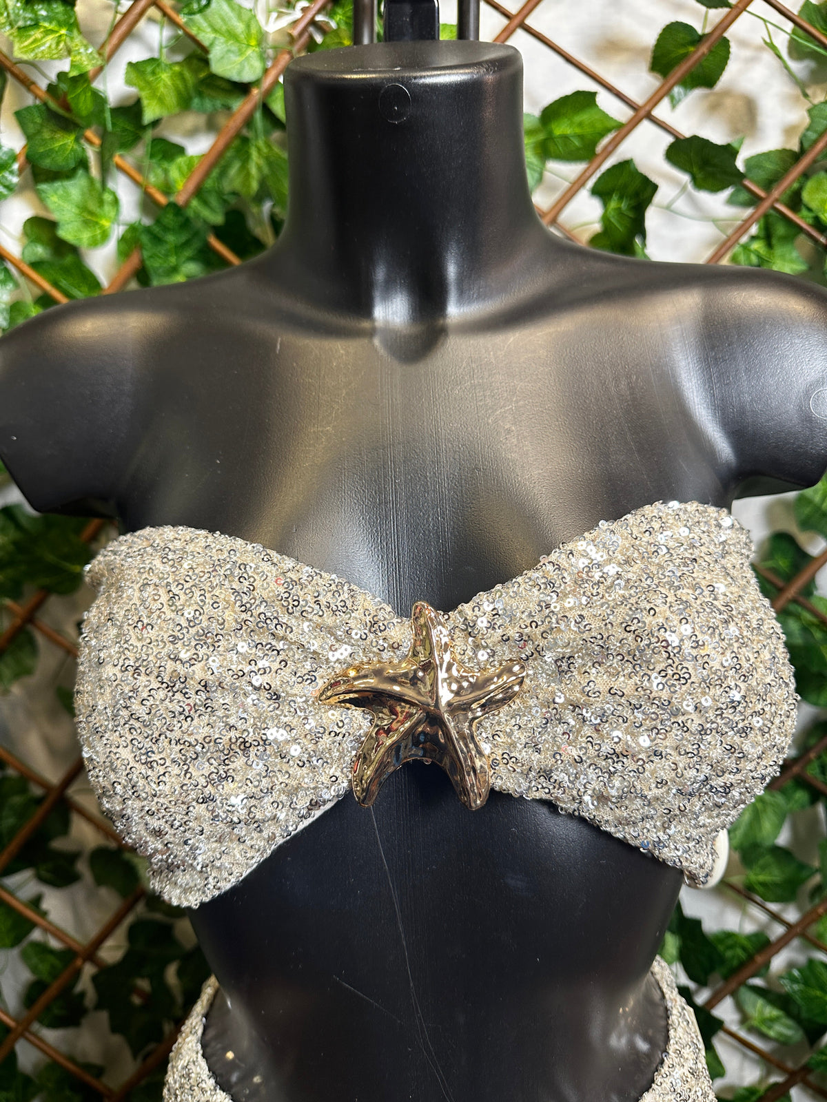 Conjunto con estrella de mar en lentejuelas