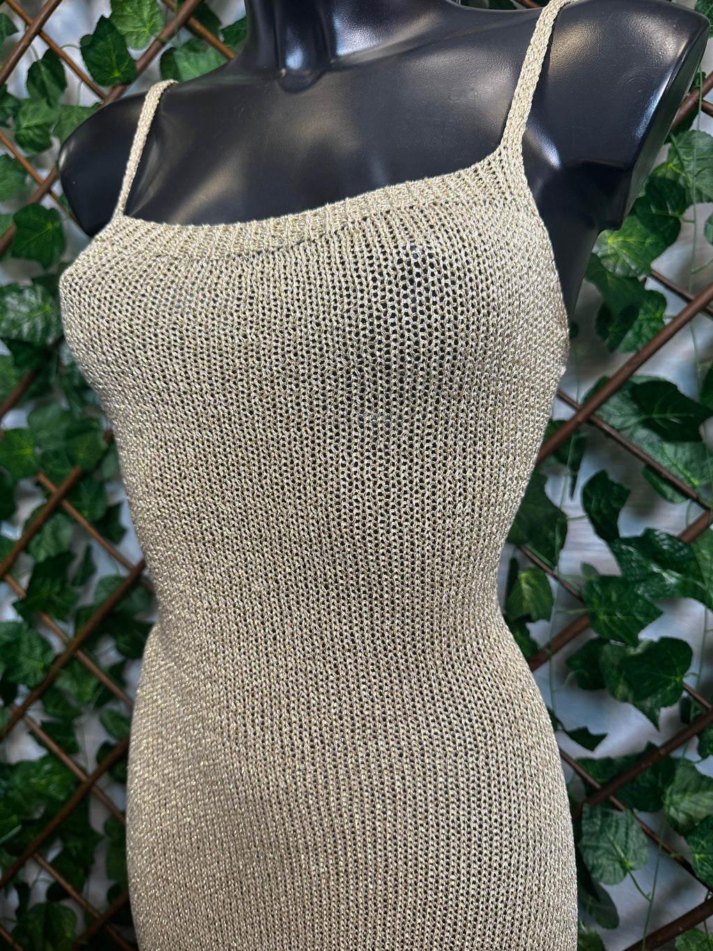 Vestido largo de verano con espalda descubierta