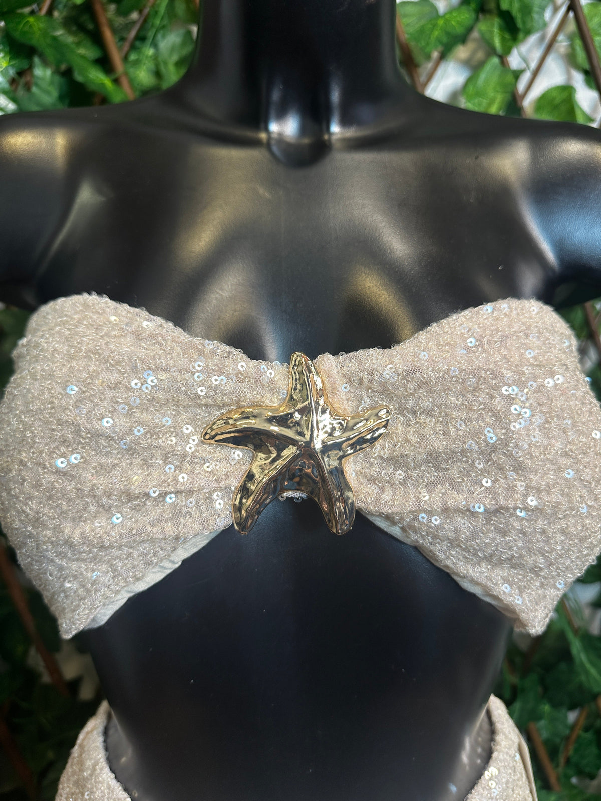 Conjunto con estrella de mar en lentejuelas