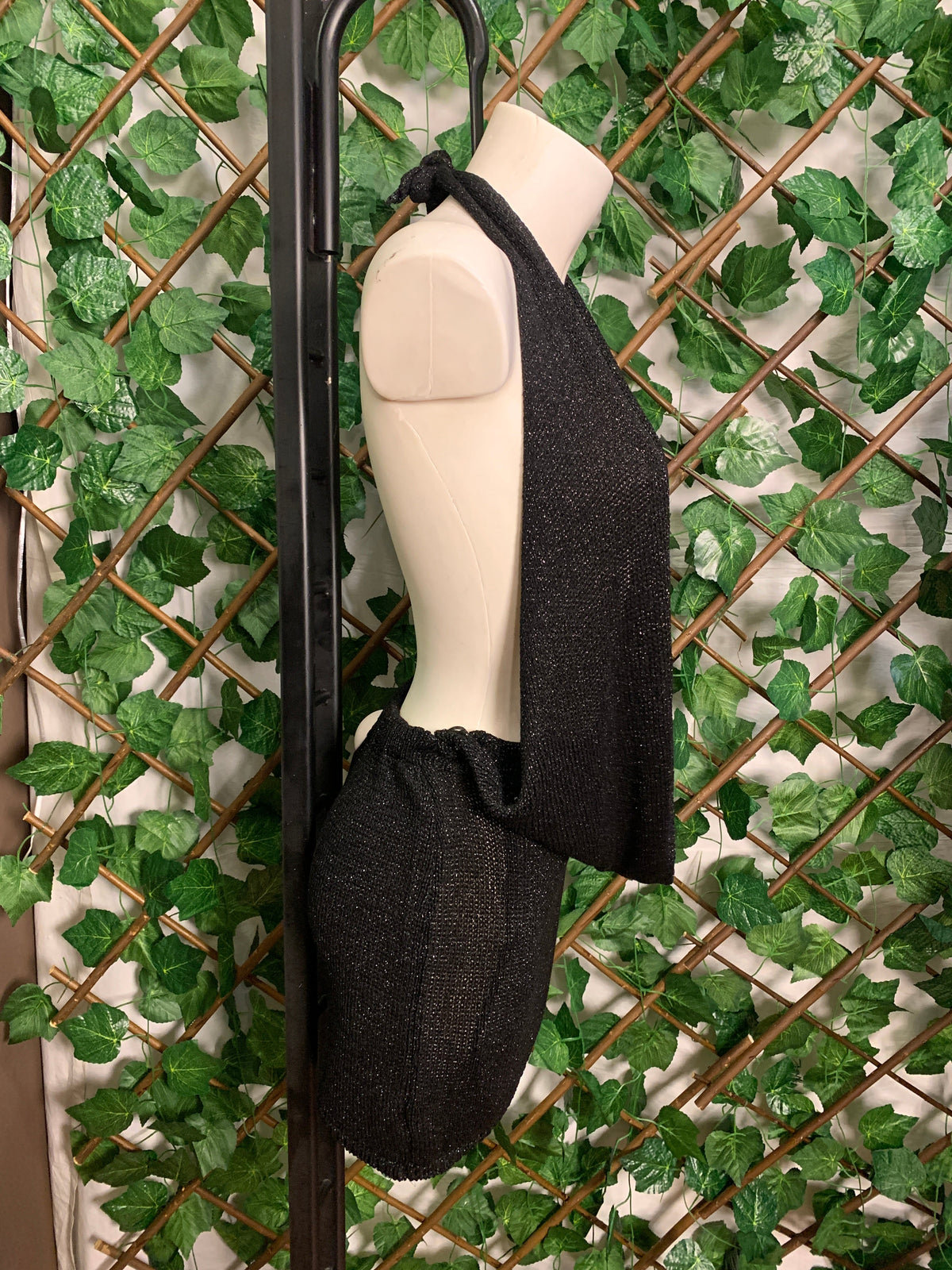 Mini vestido de fiesta para noches con cuello