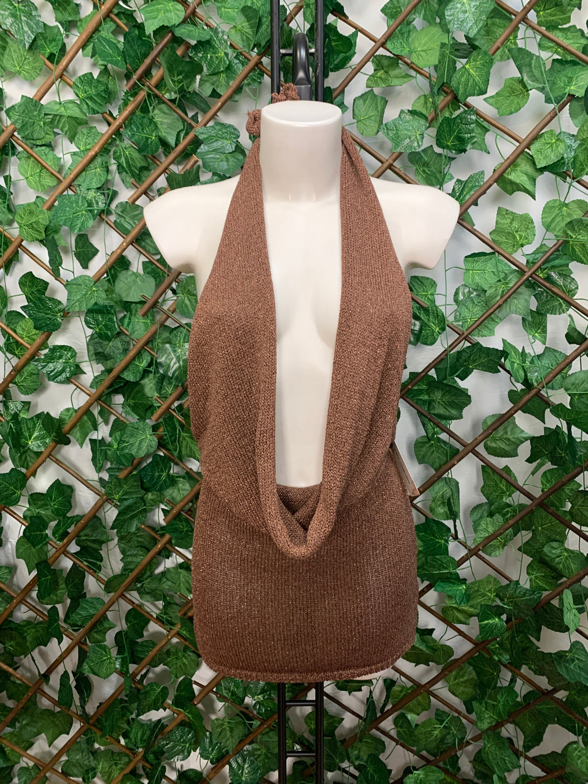 Mini vestido de fiesta para noches con cuello