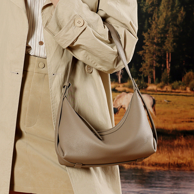 Bolso hobo de piel granulada