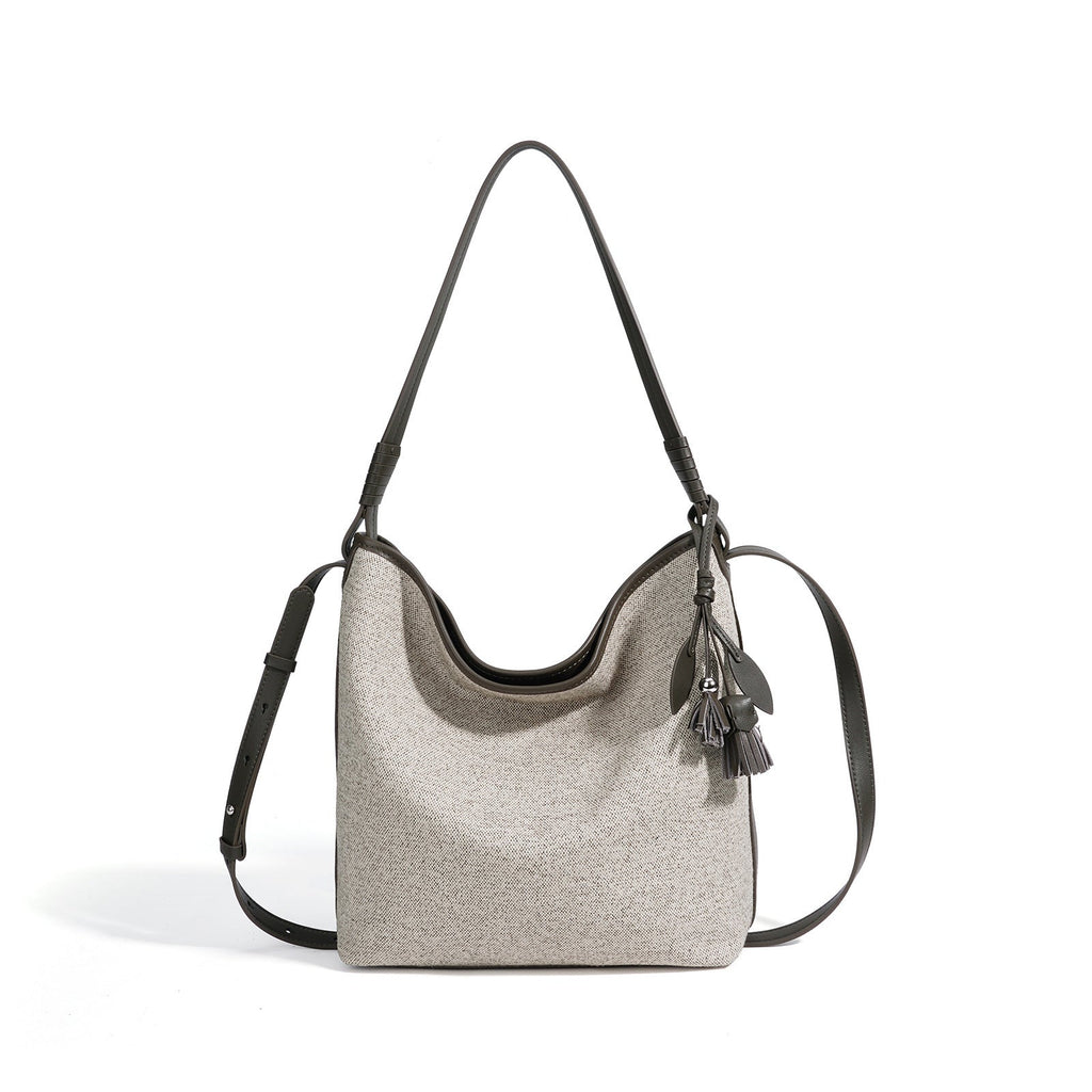 Bolso saco de lona con borla