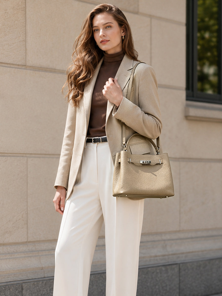 Bolso clutch satchel de piel