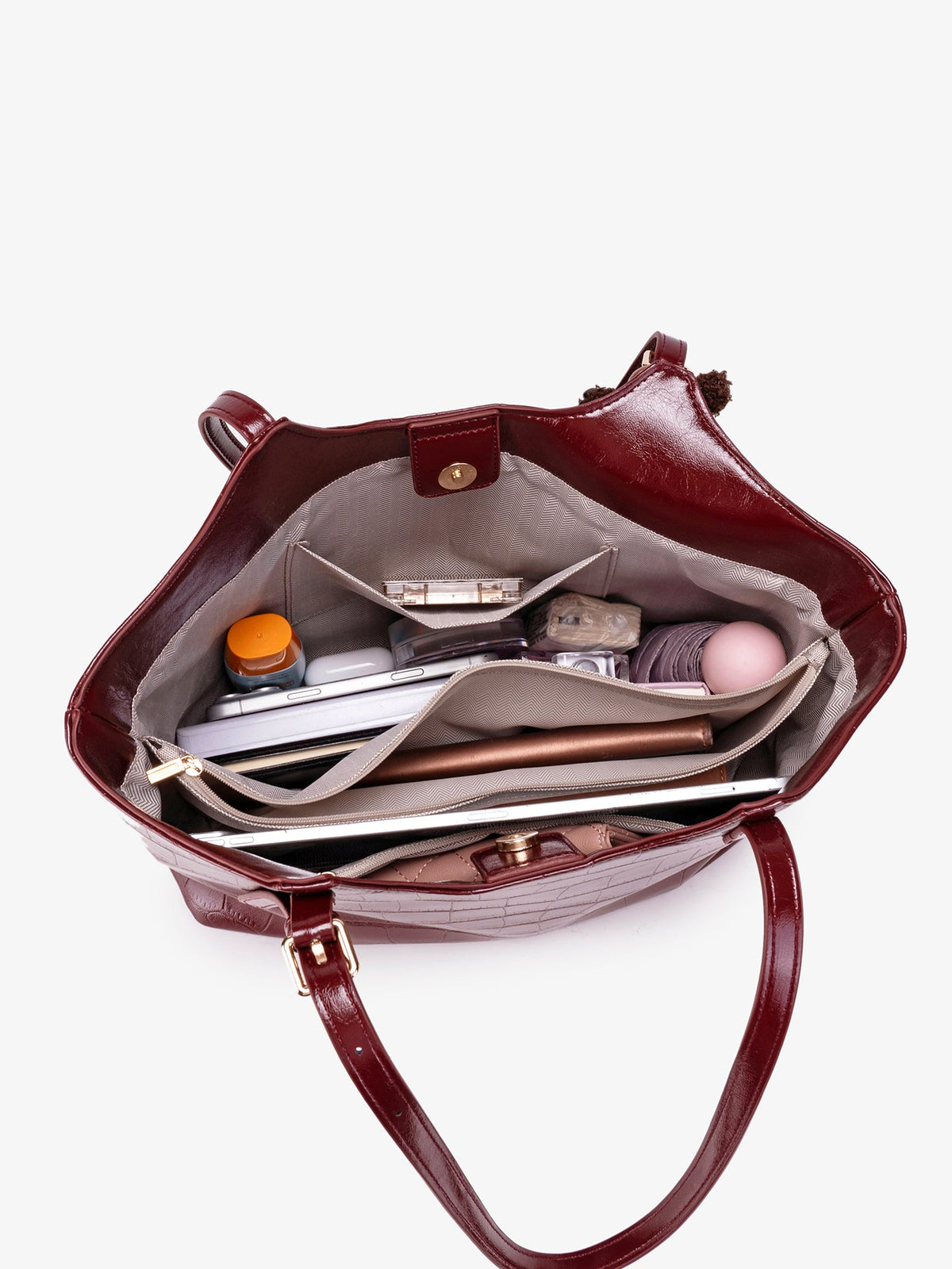 Bolso tote de piel vegana efecto coco con charm de oso