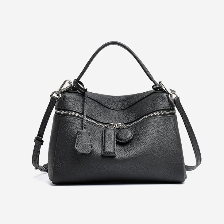 Bolso clutch cuadrado tipo almohada de piel