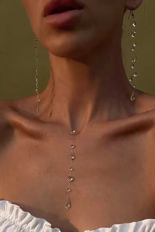 Collar corto de cristal en forma de gota